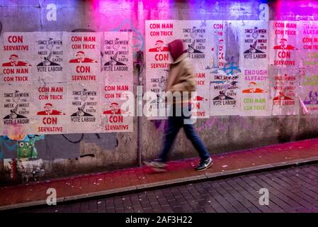 Brighton, East Sussex, UK. 12th Dec 2019. Anti-Boris Johnson/Conservative party posters on the streets of Brighton Credit: Andrew Hasson/Alamy Live News Stock Photo