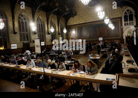 Rochdale, UK. 12th December, 2019. Counting begins of votes in the General Election with 78,909 people registered to vote in this constituency. There were a 131 polling stations across the constituency while 13,579 postal votes have been issued. Town Hall, Rochdale, Lancashire, UK. Credit: Barbara Cook/Alamy Live News Stock Photo