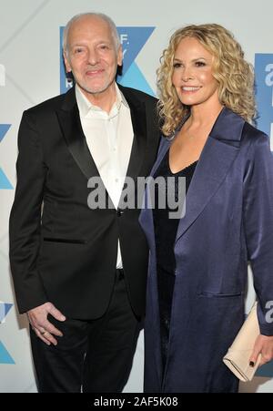 Peter Frampton (r) and Robin Rains on the Red Carpet prior to the ...