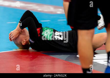 Kumamoto, Japan. 13th Dec, 2019. Handball, women: WM 2019, game for place 7, 9th matchday, Germany - Sweden. Antje Lauenroth (Germany). Credit: Marco Wolf/wolf-sportfoto/dpa/Alamy Live News Stock Photo