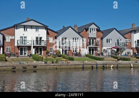 Loddon Norfolk River Chet River Side Property Stock Photo