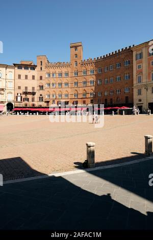 Piazza del Campo, Siena, Unesco World Heritage Site, Tuscany, Italy ...