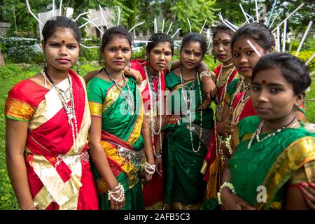 AMRAVATI, MAHARASHTRA, INDIA - AUGUST 9 : Group of Gondi tribes celebrating world tribal day by performing folk Dance in Amravati, Maharashtra, India Stock Photo