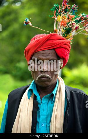 AMRAVATI, MAHARASHTRA, INDIA - AUGUST 9: Unidentified group of Korku tribe celebrating world tribal day by performing a dance on traditional music, Ko Stock Photo