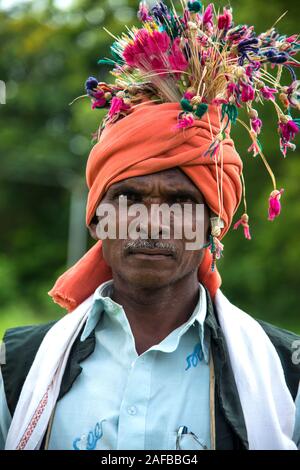 AMRAVATI, MAHARASHTRA, INDIA - AUGUST 9: Unidentified group of Korku tribe celebrating world tribal day by performing a dance on traditional music, Ko Stock Photo