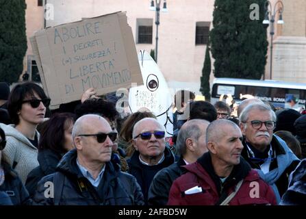 Rome, Italy. 14th Dec, 2019. Rome, protest of sardines against Pictured fascism: Credit: Independent Photo Agency/Alamy Live News Stock Photo
