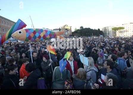 Rome, Italy. 14th Dec, 2019. Rome, protest of sardines against Pictured fascism: Credit: Independent Photo Agency/Alamy Live News Stock Photo