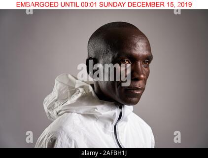 EMBARGOED UNTIL 00:01 SUNDAY DECEMBER 15, 2019. Eliud Kipchoge during a photocall at Marathon House, London. Stock Photo