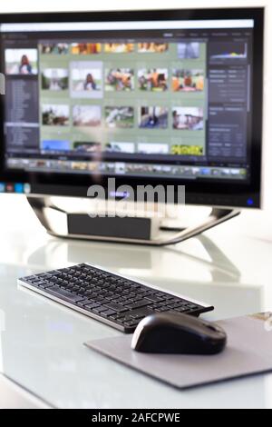 workstation consisting of keyboard, mouse, monitor and pc Stock Photo