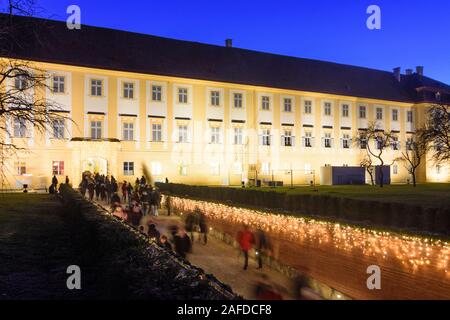 Engelhartstetten: Schloss Hof Castle, Christmas Market in Marchfeld, Niederösterreich, Lower Austria, Austria Stock Photo