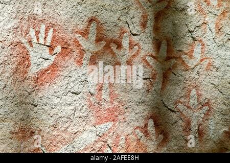 Aboriginal rock paintings in Carnarvon National Park, Queensland, Australia Stock Photo