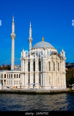 Istanbul, Turkey. November 21, 2019. Ortakoy Mosque (Ortakoy Camii). officially the Buyuk Mecidiye Camii. Bosphorus Strait Stock Photo