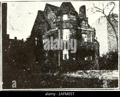 . Olcott's land values blue book of Chicago. OLD STYLE RESIDENCES. Class 8.. Stock Photo