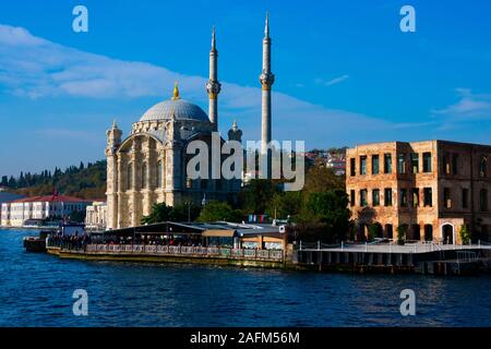 Istanbul, Turkey. November 21, 2019. Ortakoy Mosque (Ortakoy Camii). officially the Buyuk Mecidiye Camii. Bosphorus Strait Stock Photo