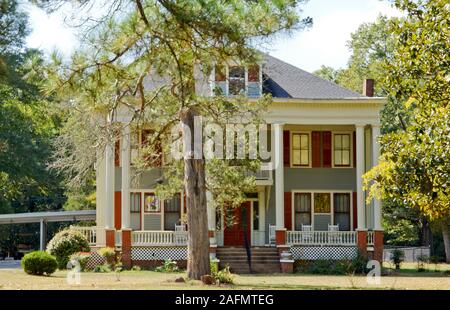 Beautiful white historic antebellem house Stock Photo