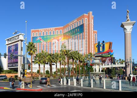 Treasure Island is a luxury resort and casino on Las Vegas Strip in Las Vegas, Nevada, USA. The hotel has Caribbean Pirates theme. Stock Photo