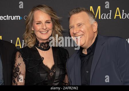 New York, NY, USA. 16th Dec, 2019. Helen Hunt, Paul Reiser at arrivals for MAD ABOUT YOU Premiere, Rainbow Room at Rockefeller Center, New York, NY December 16, 2019. Credit: Jason Smith/Everett Collection/Alamy Live News Stock Photo