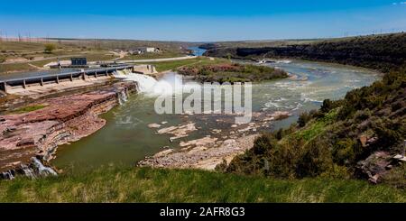 MAY 23, 2019, GREAT FALLS, MT., USA - Rainbow Dam of The Great Falls of the Missouri River in Great Falls, Montana and hydroelectric plant Stock Photo