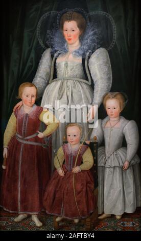 Anne, Lady Pope con sus Hijos. Retrato familiar realizado por Marcus Ghreeraerts. Oleo sobre lienzo, 1596. Anne (Hopton), Lady Pope (1561-1625), esposa de Henry, tercer barón Wentworth y más tarde de Sir William Pope de Wroxton, Primer Conde de Downe, con sus tres hijos, Thomas, Henry y Jane, de su primer matrimonio. National Portrait Gallery. Londres. Inglaterra. Stock Photo