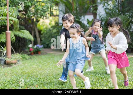 Play outside with Nina and Friends!