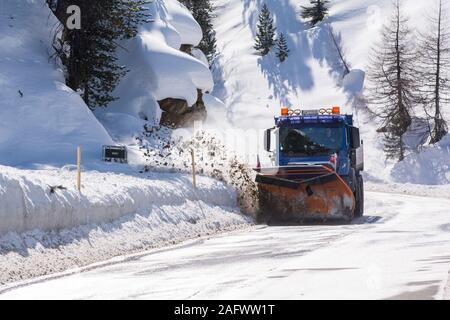 Road clearance in winter time in the mountains on Kaunertaler Gletscher road, Kaunertal,Tyrol. Stock Photo