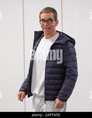 17 December 2019, Hessen, Frankfurt/Main: After more than three decades in prison, Jens Söring arrives at the airport. The 53-year-old was convicted in the USA of murdering the parents of his girlfriend and was pardoned only a few weeks ago. Söring himself had repeatedly affirmed his innocence. Photo: Boris Roessler/dpa Stock Photo