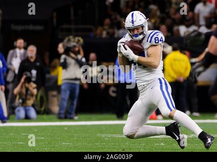 New Orleans, LA, USA. 16th Dec, 2019. Indianapolis Colts tight end Jack Doyle (84) catches a pass 1st half of the NFL game between the New Orleans Saints and the New Orleans Saints at the Mercedes Benz Superdome in New Orleans, LA. Matthew Lynch/CSM/Alamy Live News Stock Photo