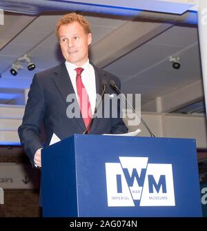 Viscount Rothermere chairman of the IWM Foundation welcoming The Duke and Duchess of Cambridge to a fund raising event at the Imperial War museum in London, Stock Photo