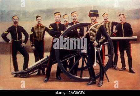 'Sergeants of the Royal Horse Artillery with a 12-Pounder', 1900. From &quot;South Africa and the Transvaal War, Vol. II&quot;, by Louis Creswicke. [T. C. &amp; E. C. Jack, Edinburgh, 1900] Stock Photo