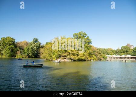 The Lake in New York City in Central Park , USA . November 2019. Stock Photo