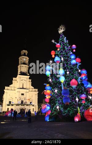 Kaunas magic Christmas Tree and traditional market in the old town, vertical Stock Photo