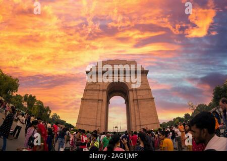 People around India Gate, New Delhi, india Stock Photo - Alamy