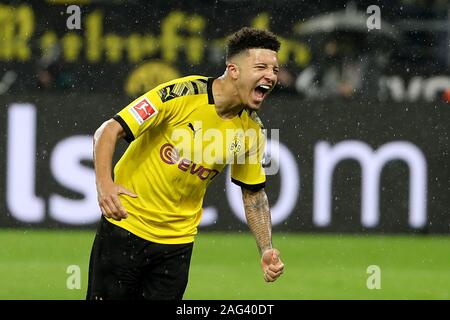 Dortmund, Germany. 17th Dec, 2019. Jadon Sancho of Dortmund celebrates after scoring during a German Bundesliga match against Leipzig in Dortmund, Germany, Dec. 17, 2019. Credit: Joachim Bywaletz/Xinhua/Alamy Live News Stock Photo