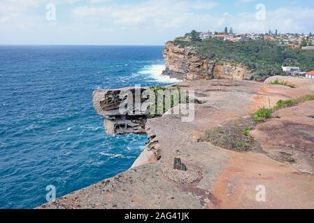 A part of Federation Cliff walk Watsons Bay with stunning views on high sandstone cliffs and amazing panoramic views of the Tasman Sea Stock Photo