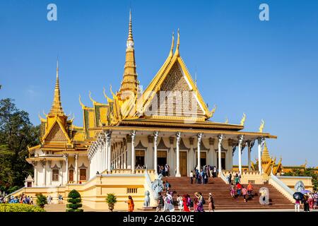 The Throne Hall At The Royal Palace, Phnom Penh, Cambodia.