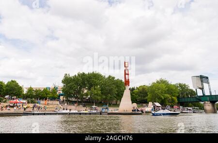 View of the busy summer docks at The Forks in downtown Winnipeg, Manitoba Stock Photo