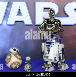 r2-d2-c-3po-bb-8-and-d-o-star-