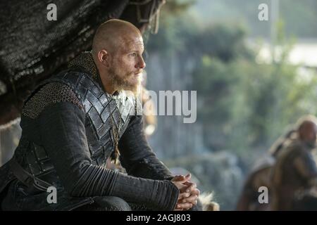 ALEXANDER LUDWIG NO BRASIL: O BJÖRN DE VIKINGS VEM PRA CCXP 22