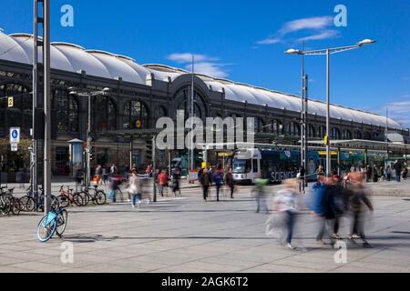 Tram stop Wiener Platz in front of the main train station in Dresden Stock Photo