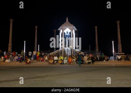 Illuminated Gandhi memorial  on Beach Road in Puducherry, Pondicherry, Tamil Nadu, India Stock Photo