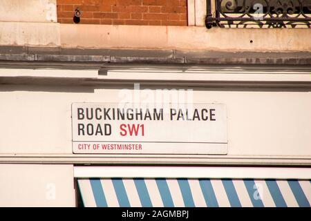 August 20, 2019 – Buckingham Palace, London, United Kingdom. A typical design of the London Street signs, this one for Buckingham Palace Road SW1. Stock Photo