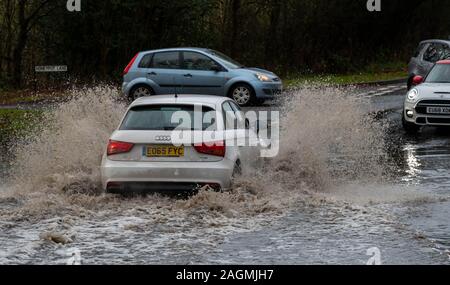 Brentwood Essex 20th Dec. 2019 UK Weather: localised flooding in Brentwood Essex UK causes traffic problems Credit Ian DavidsonAlamy Live News Stock Photo