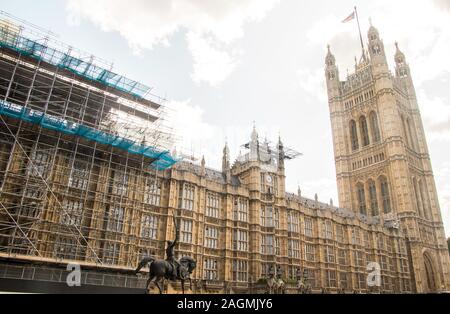 August 21, 2019 – Westminster, London, United Kingdom. The Houses of Parliament sit on the River Thames, the building that governs the rest of the Uni Stock Photo