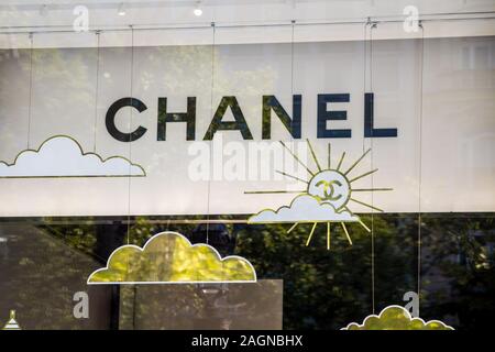 chanel champs elysees