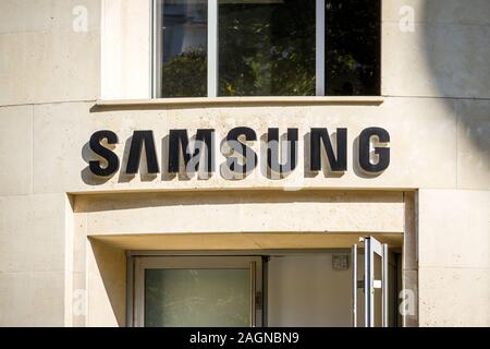 Samsung store on Champs-Élysées Paris France Europe Stock Photo - Alamy