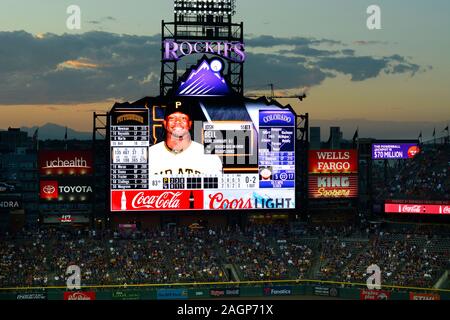 Scoreboard in a baseball game hi-res stock photography and images - Alamy