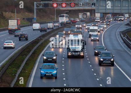 Heavy traffic on the M1 'smart motorway' in Bedfordshire England UK Stock Photo