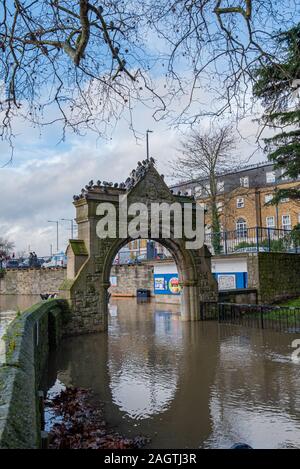 Maidstone, Kent, England - Dec 21 2019: Kent city centre, Archbishop's palace Maidstone during the flood of Medway river Stock Photo