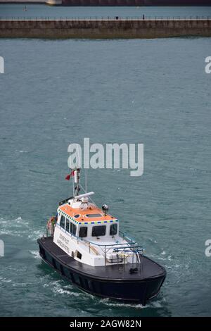 Dover Pilot, Harbour Patrol, launch, Dover, Kent, England, UK Stock Photo