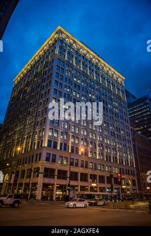 Railway Exchange Building, also known as Santa Fe Building, is a 17-story office building in the Historic Michigan Boulevard District of the Loop comm Stock Photo